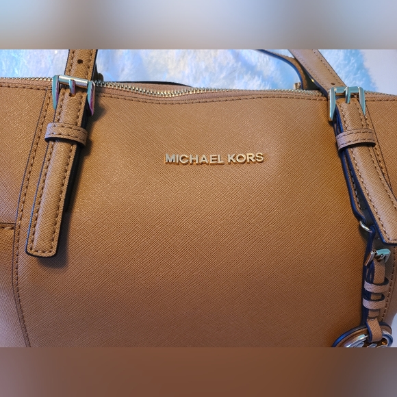 NWOT MICHAEL KORS Jet Set East West Tote - Picture 6 of 11